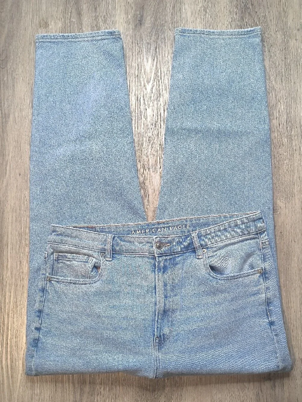 Stretch Mom Straight w/27.5 Inseam American Eagle Women's Size 14 Jeans 962